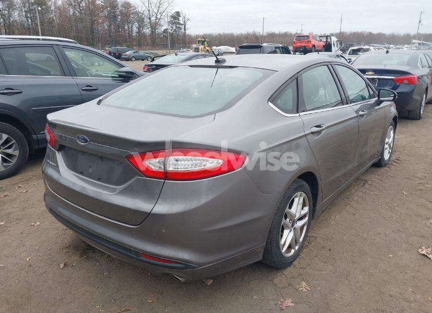 Photo 4 of 2014 Ford Fusion SE (VIN 3FA6P0H76ER123516)
