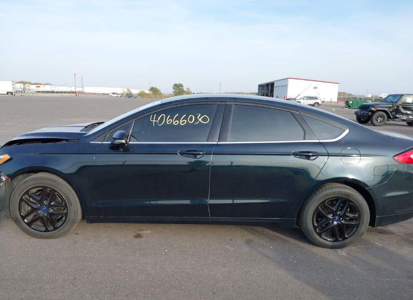 Photo 15 of 2014 Ford Fusion SE (VIN 3FA6P0H76ER129221)