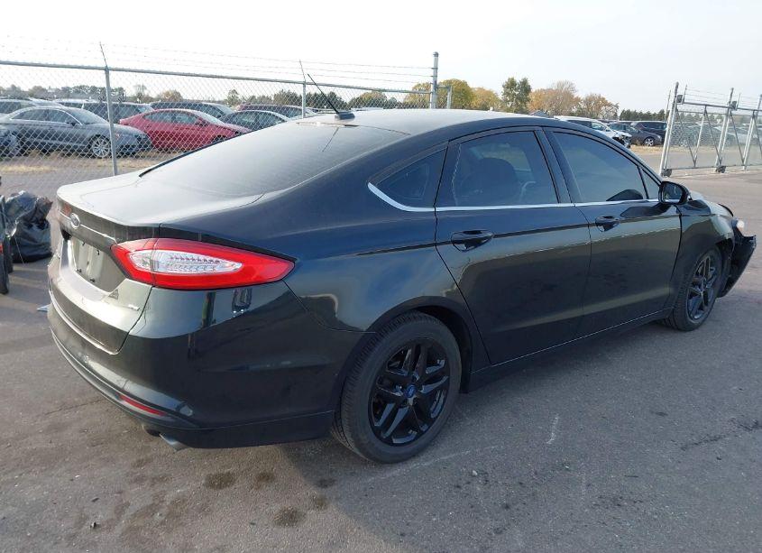 Photo 4 of 2014 Ford Fusion SE (VIN 3FA6P0H76ER129221)