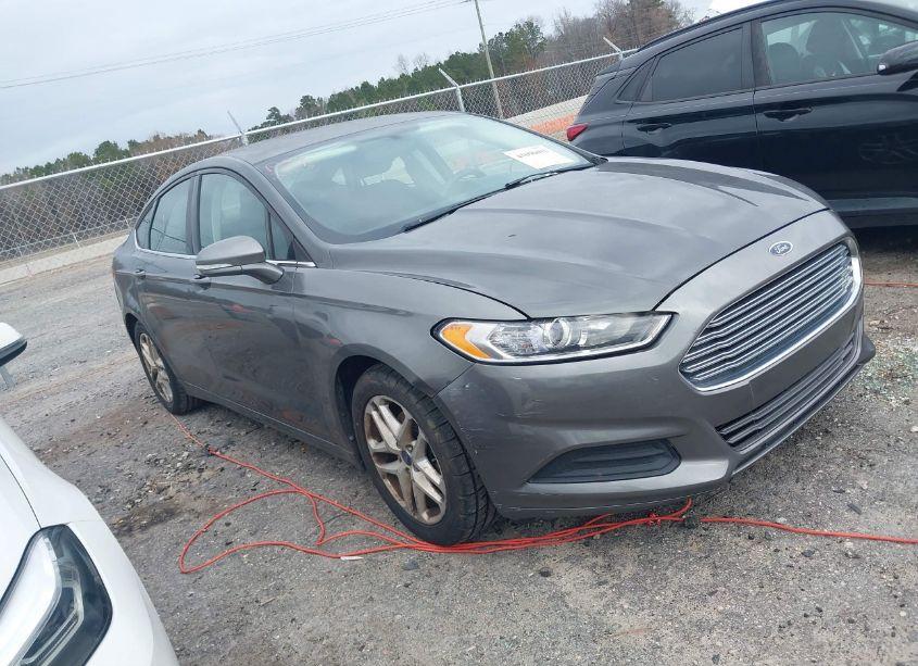 2014 Ford Fusion SE (VIN 3FA6P0H76ER132779) main photo