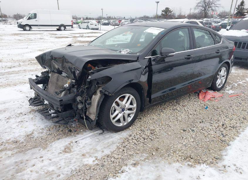 Photo 2 of 2014 Ford Fusion SE (VIN 3FA6P0H76ER282438)