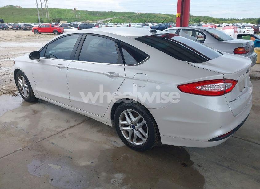 Photo 3 of 2014 Ford Fusion SE (VIN 3FA6P0H76ER396293)