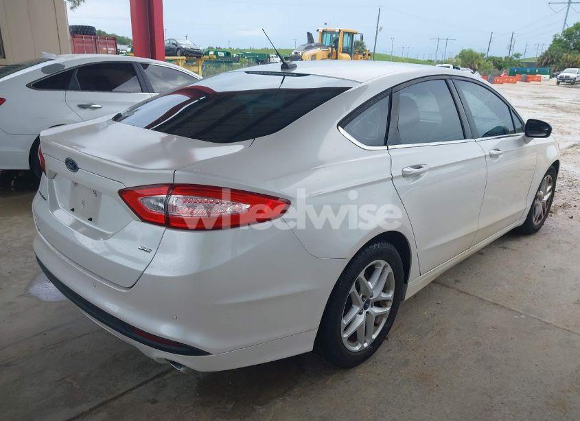 Photo 4 of 2014 Ford Fusion SE (VIN 3FA6P0H76ER396293)