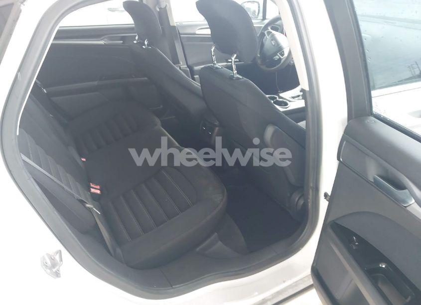 Photo 8 of 2014 Ford Fusion SE (VIN 3FA6P0H76ER396293)