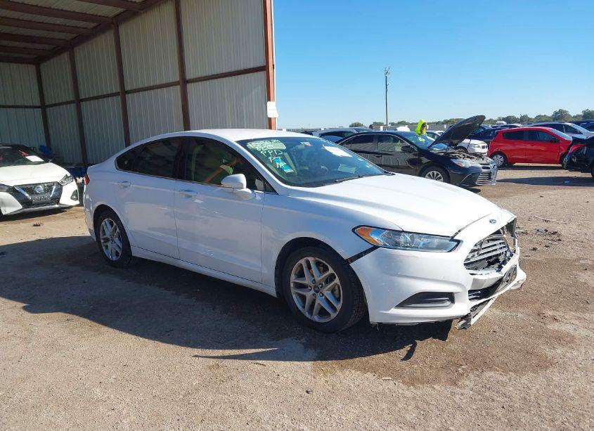 2015 Ford Fusion SE (VIN 3FA6P0H76FR118222) main photo