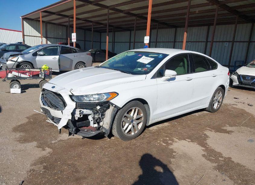Photo 2 of 2015 Ford Fusion SE (VIN 3FA6P0H76FR118222)