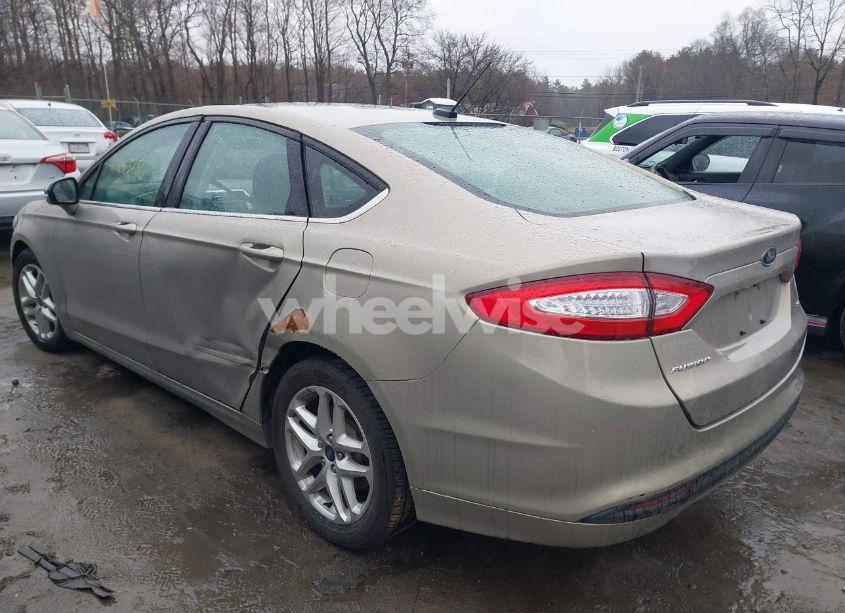 Photo 3 of 2015 Ford Fusion SE (VIN 3FA6P0H76FR173303)