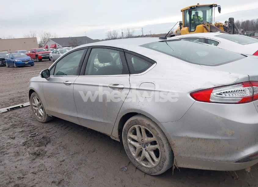 Photo 15 of 2015 Ford Fusion SE (VIN 3FA6P0H76FR207935)