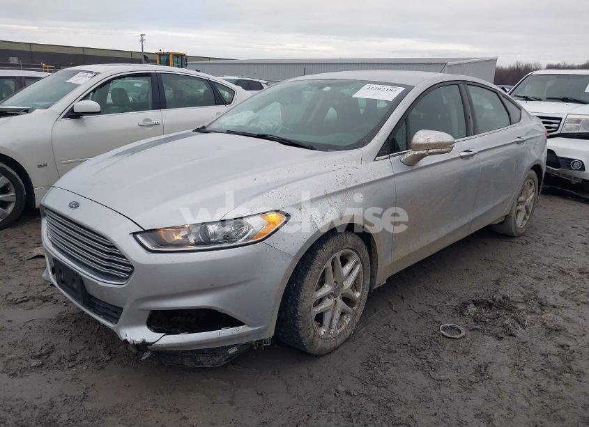 Photo 2 of 2015 Ford Fusion SE (VIN 3FA6P0H76FR207935)