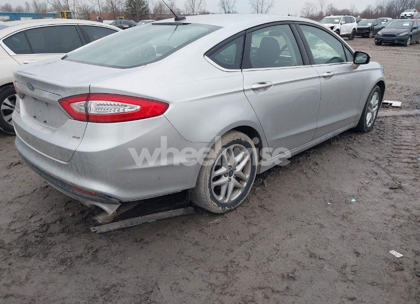 Photo 4 of 2015 Ford Fusion SE (VIN 3FA6P0H76FR207935)