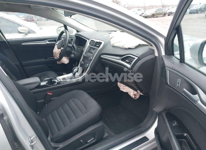 Photo 5 of 2015 Ford Fusion SE (VIN 3FA6P0H76FR207935)