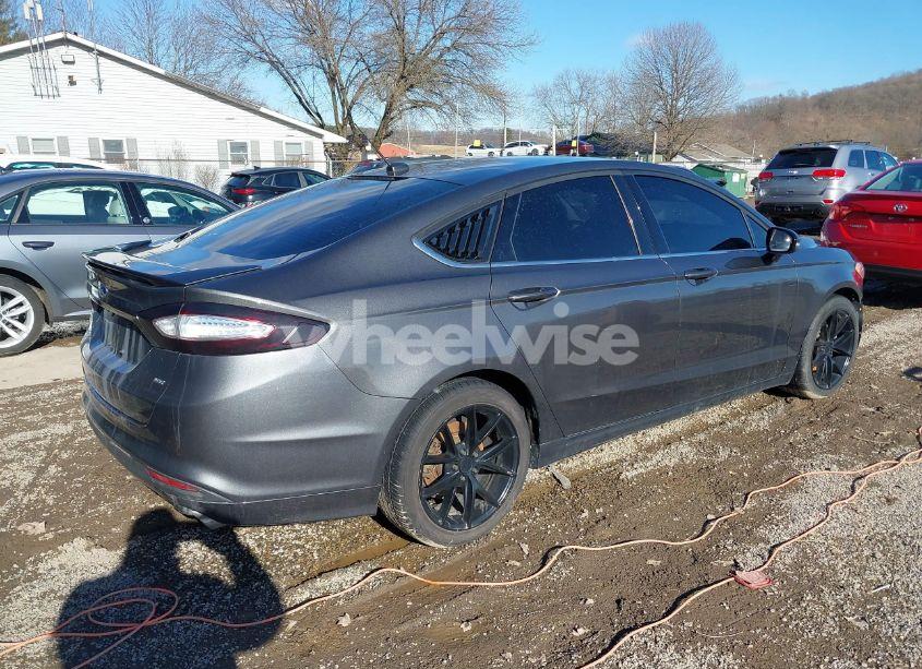 Photo 4 of 2015 Ford Fusion SE (VIN 3FA6P0H76FR221673)