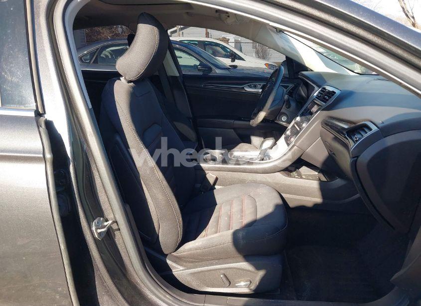 Photo 5 of 2015 Ford Fusion SE (VIN 3FA6P0H76FR221673)