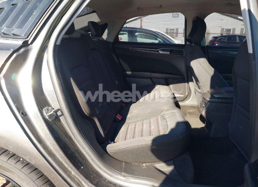 Photo 8 of 2015 Ford Fusion SE (VIN 3FA6P0H76FR221673)