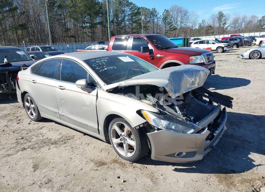 2015 Ford Fusion SE (VIN 3FA6P0H76FR235413) main photo