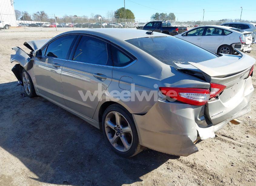 Photo 3 of 2015 Ford Fusion SE (VIN 3FA6P0H76FR235413)