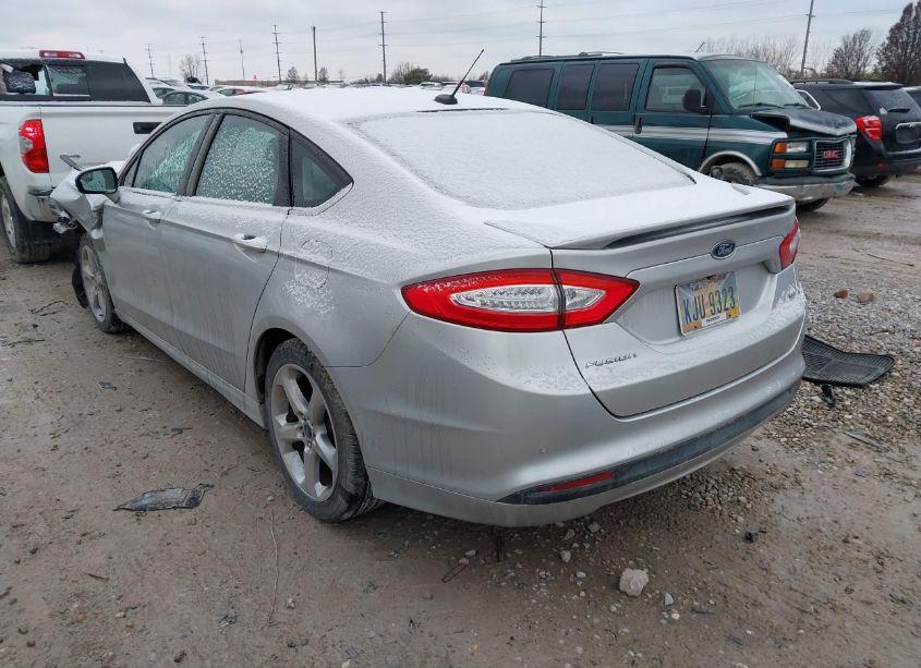 Photo 3 of 2015 Ford Fusion SE (VIN 3FA6P0H76FR247853)