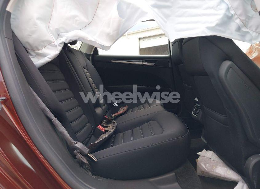 Photo 8 of 2015 Ford Fusion SE (VIN 3FA6P0H76FR275796)