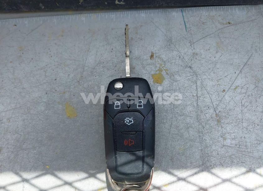 Photo 11 of 2015 Ford Fusion SE (VIN 3FA6P0H76FR292159)