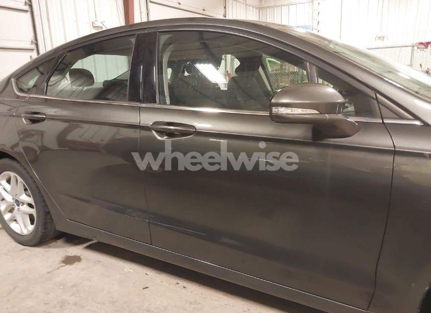 Photo 13 of 2015 Ford Fusion SE (VIN 3FA6P0H76FR305606)