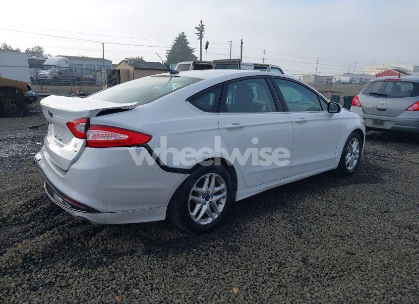 Photo 4 of 2015 Ford Fusion SE (VIN 3FA6P0H76FR310904)