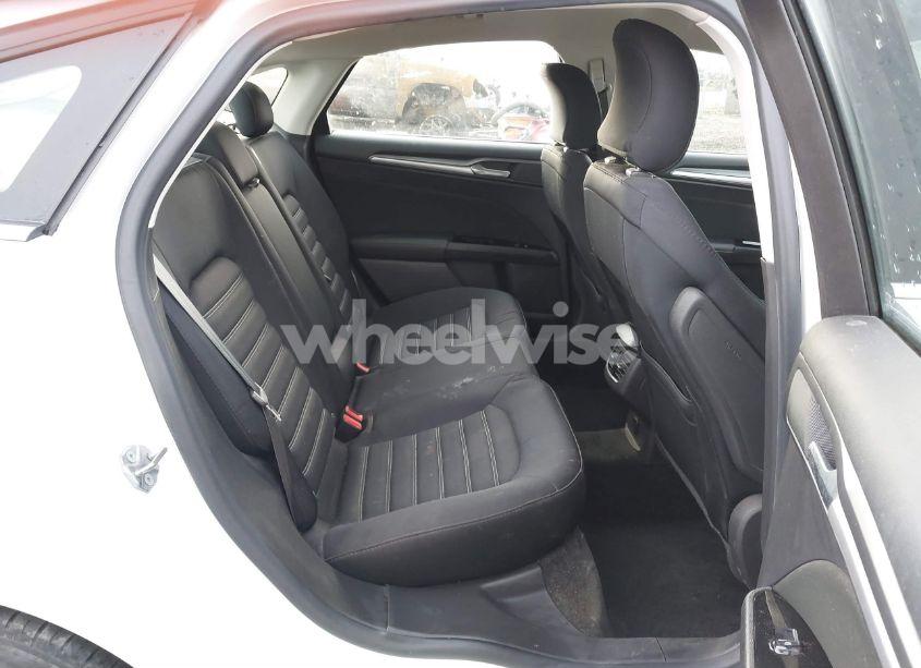 Photo 8 of 2015 Ford Fusion SE (VIN 3FA6P0H76FR310904)