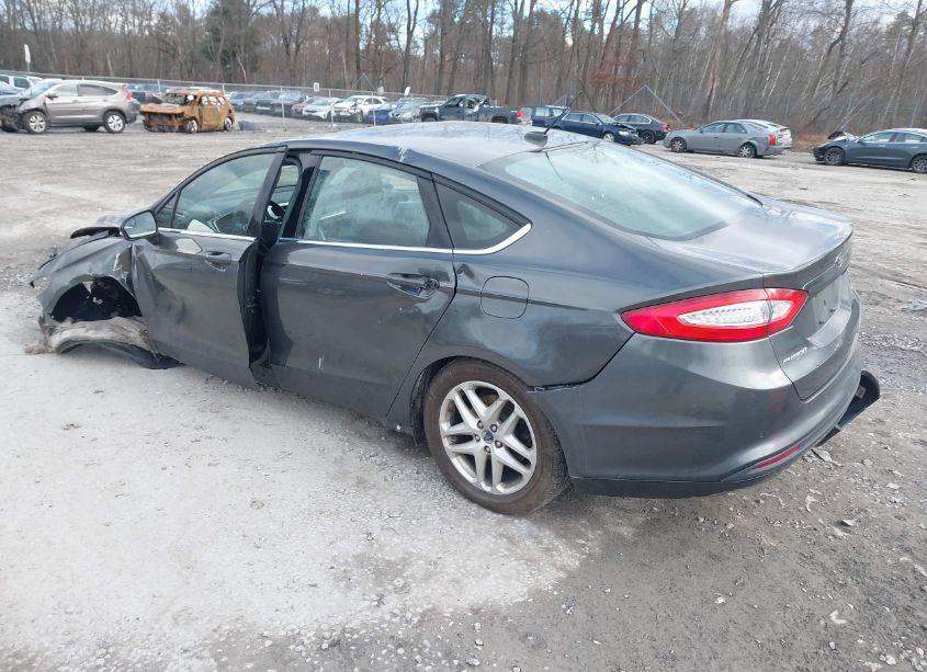 Photo 3 of 2016 Ford Fusion SE (VIN 3FA6P0H76GR100711)