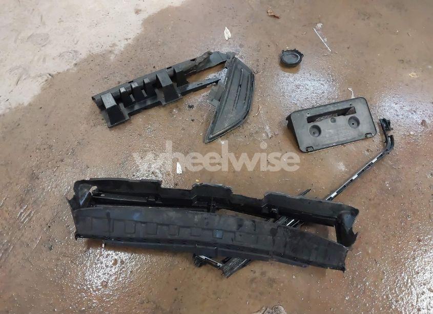 Photo 12 of 2016 Ford Fusion SE (VIN 3FA6P0H76GR103379)