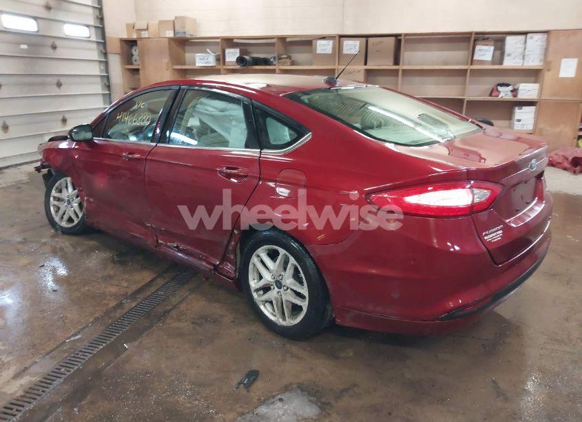 Photo 3 of 2016 Ford Fusion SE (VIN 3FA6P0H76GR103379)