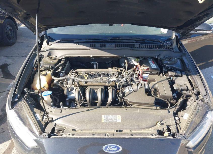 Photo 10 of 2016 Ford Fusion SE (VIN 3FA6P0H76GR104368)