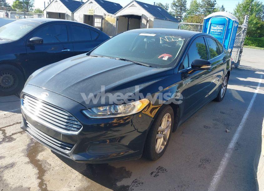 Photo 2 of 2016 Ford Fusion SE (VIN 3FA6P0H76GR104368)