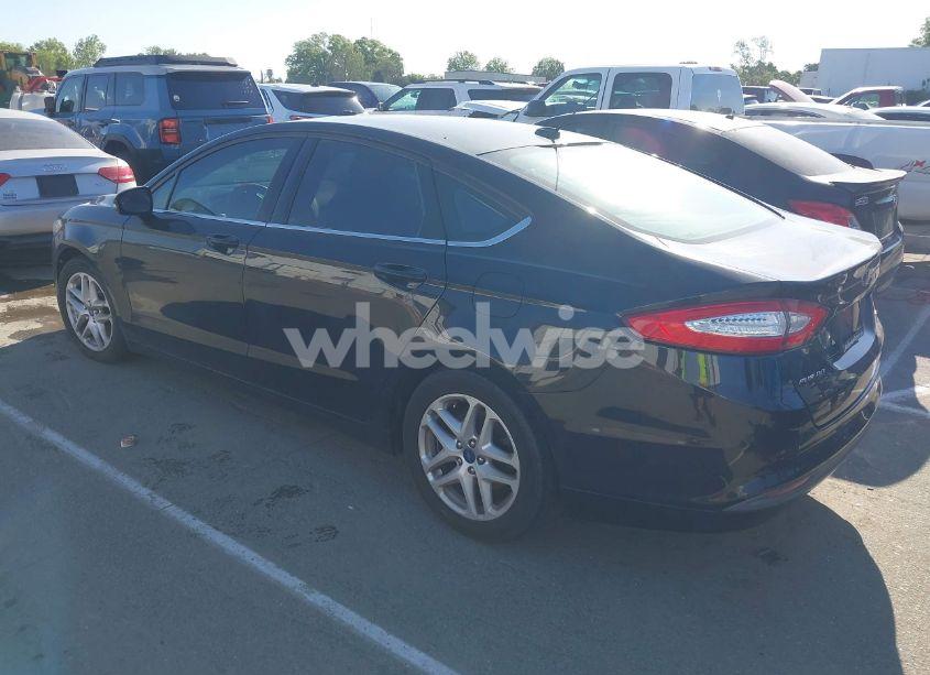 Photo 3 of 2016 Ford Fusion SE (VIN 3FA6P0H76GR104368)