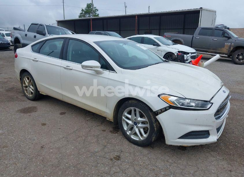 2016 Ford Fusion SE (VIN 3FA6P0H76GR109599) main photo