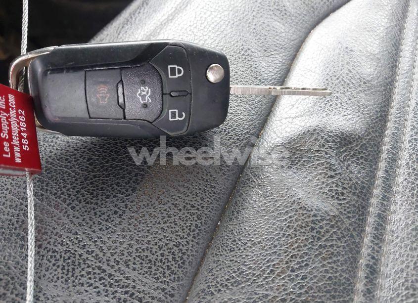 Photo 11 of 2016 Ford Fusion SE (VIN 3FA6P0H76GR109599)