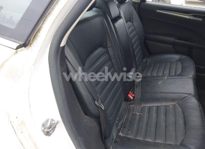 Photo 8 of 2016 Ford Fusion SE (VIN 3FA6P0H76GR109599)