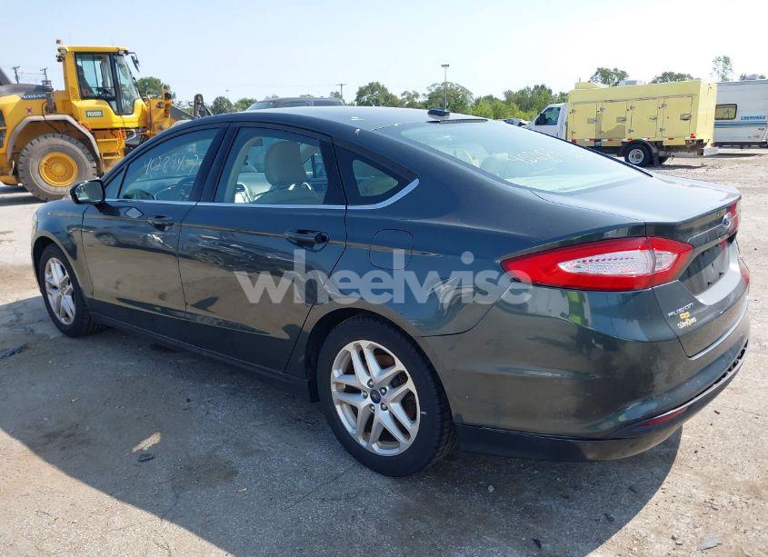 Photo 3 of 2016 Ford Fusion SE (VIN 3FA6P0H76GR113071)