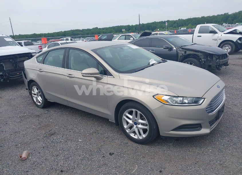 2016 Ford Fusion SE (VIN 3FA6P0H76GR118786) main photo