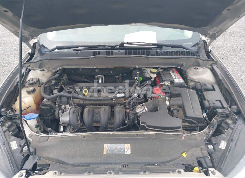 Photo 10 of 2016 Ford Fusion SE (VIN 3FA6P0H76GR118786)