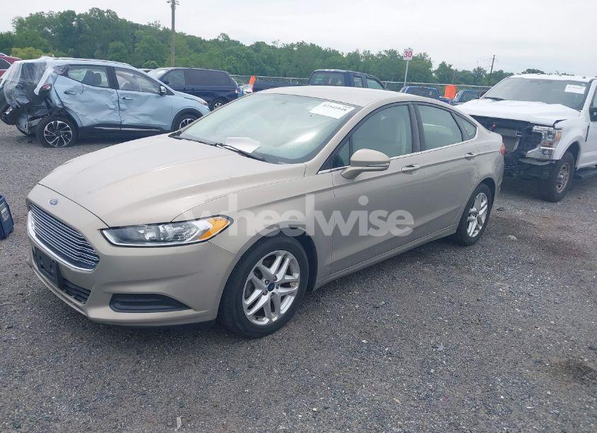 Photo 2 of 2016 Ford Fusion SE (VIN 3FA6P0H76GR118786)