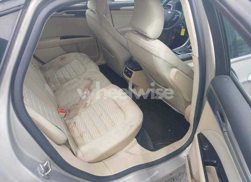 Photo 8 of 2016 Ford Fusion SE (VIN 3FA6P0H76GR118786)