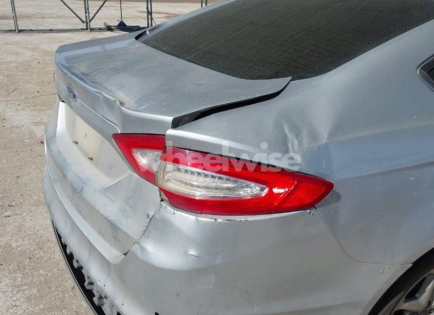 Photo 6 of 2016 Ford Fusion SE (VIN 3FA6P0H76GR147933)