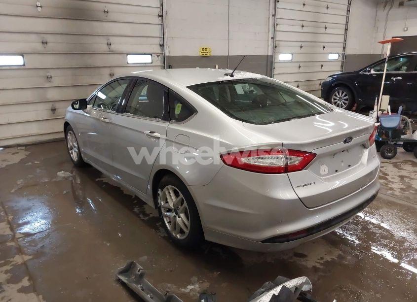 Photo 3 of 2016 Ford Fusion SE (VIN 3FA6P0H76GR201229)
