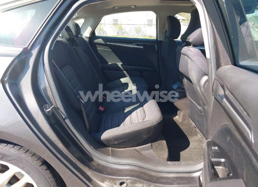 Photo 8 of 2016 Ford Fusion SE (VIN 3FA6P0H76GR312783)