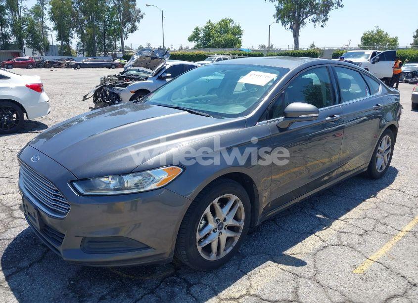 Photo 2 of 2016 Ford Fusion SE (VIN 3FA6P0H76GR330779)
