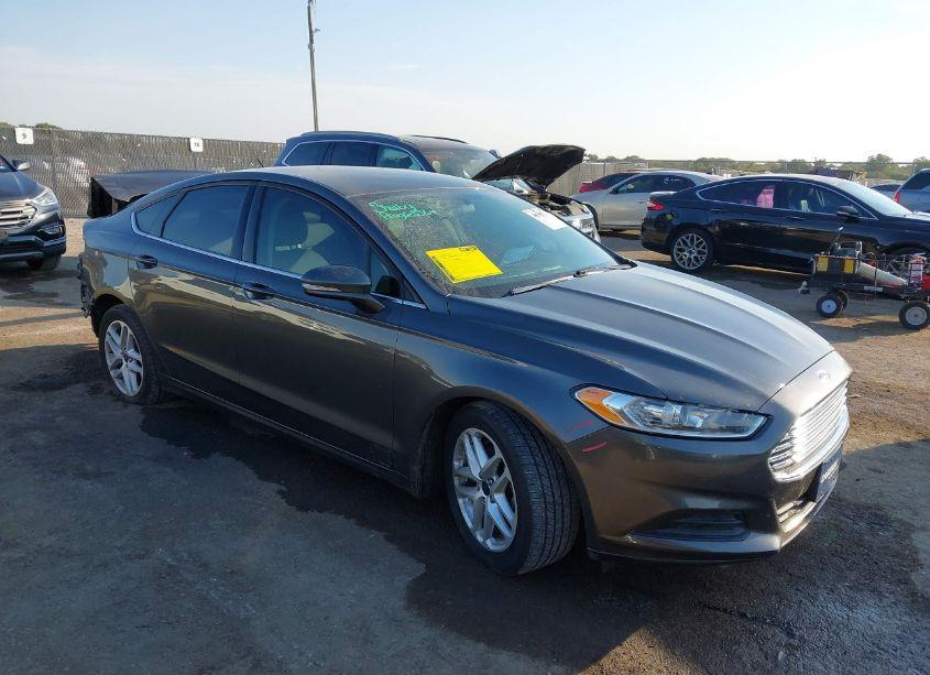2016 Ford Fusion SE (VIN 3FA6P0H76GR354791) main photo