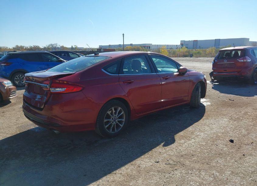 Photo 4 of 2017 Ford Fusion SE (VIN 3FA6P0H76HR159985)