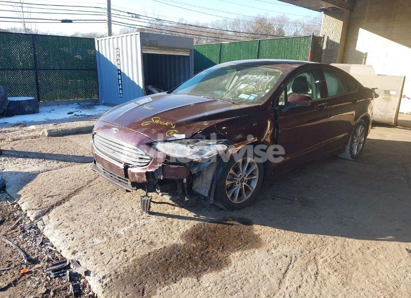 Photo 2 of 2017 Ford Fusion SE (VIN 3FA6P0H76HR173451)