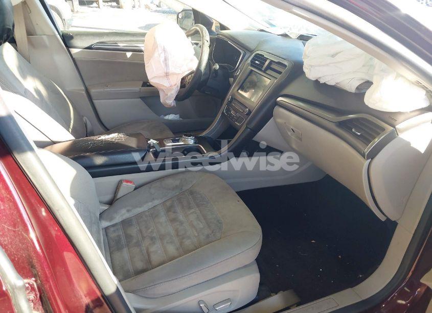 Photo 5 of 2017 Ford Fusion SE (VIN 3FA6P0H76HR173451)