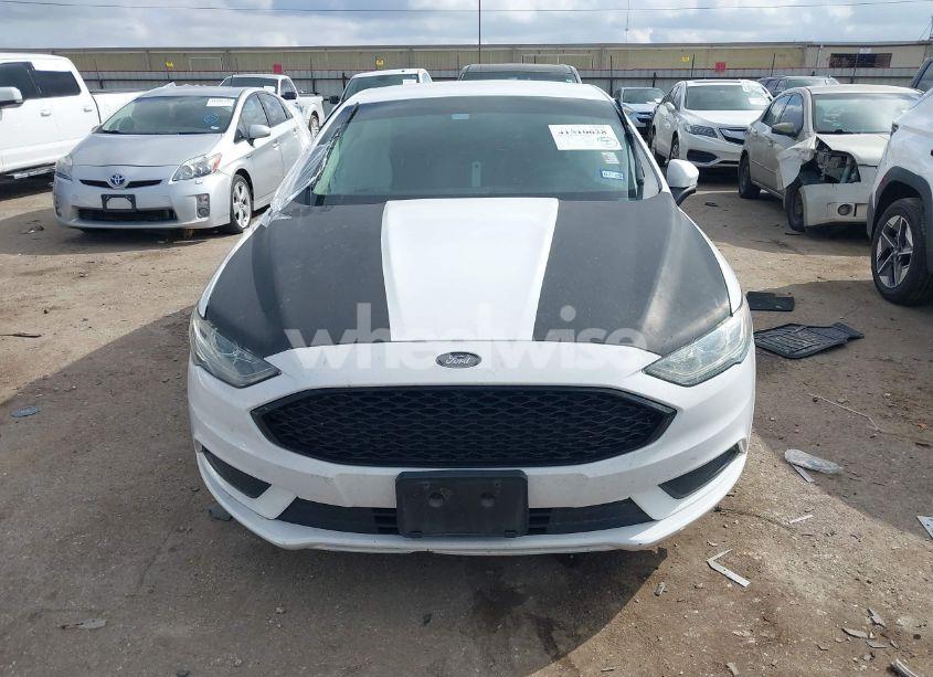 Photo 12 of 2017 Ford Fusion SE (VIN 3FA6P0H76HR175619)