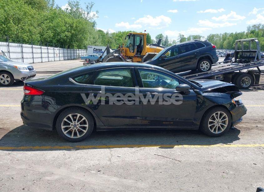 Photo 13 of 2017 Ford Fusion SE (VIN 3FA6P0H76HR185731)